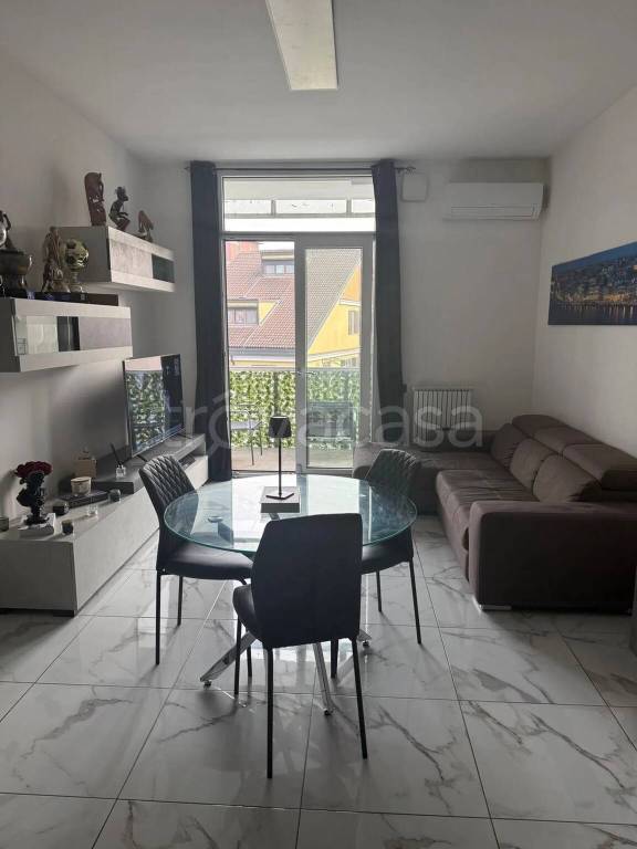 immagine annuncio 1 di 8