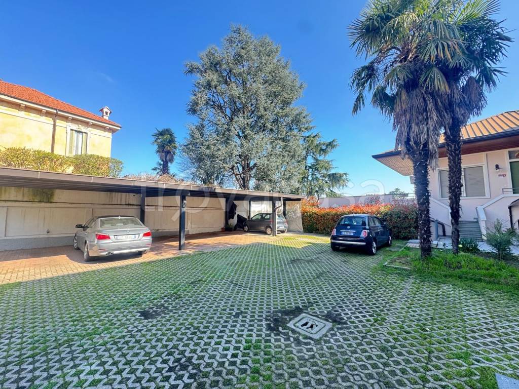 immagine annuncio 12 di 13