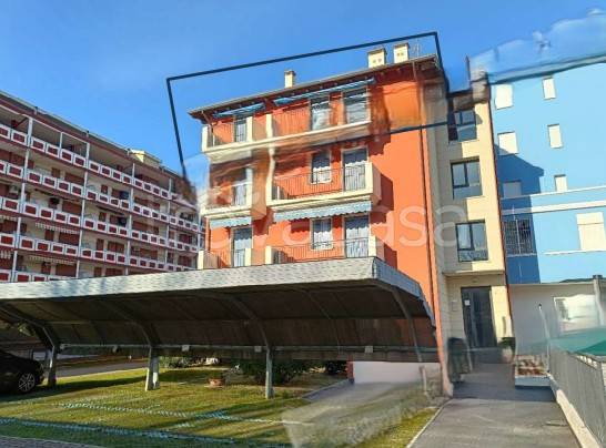 immagine annuncio 11 di 12