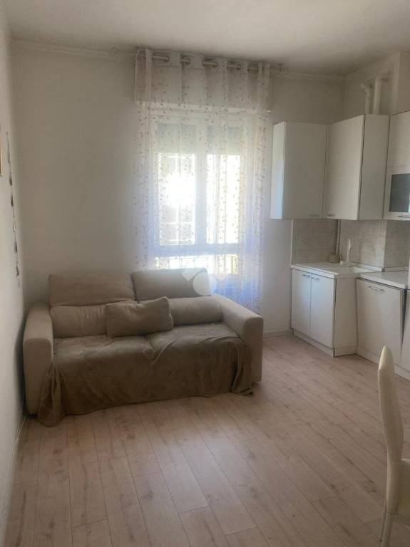 immagine annuncio 1 di 8