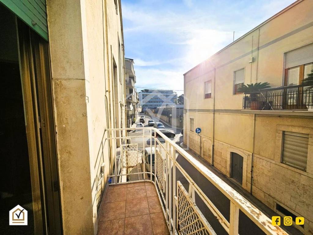 immagine annuncio 1 di 8