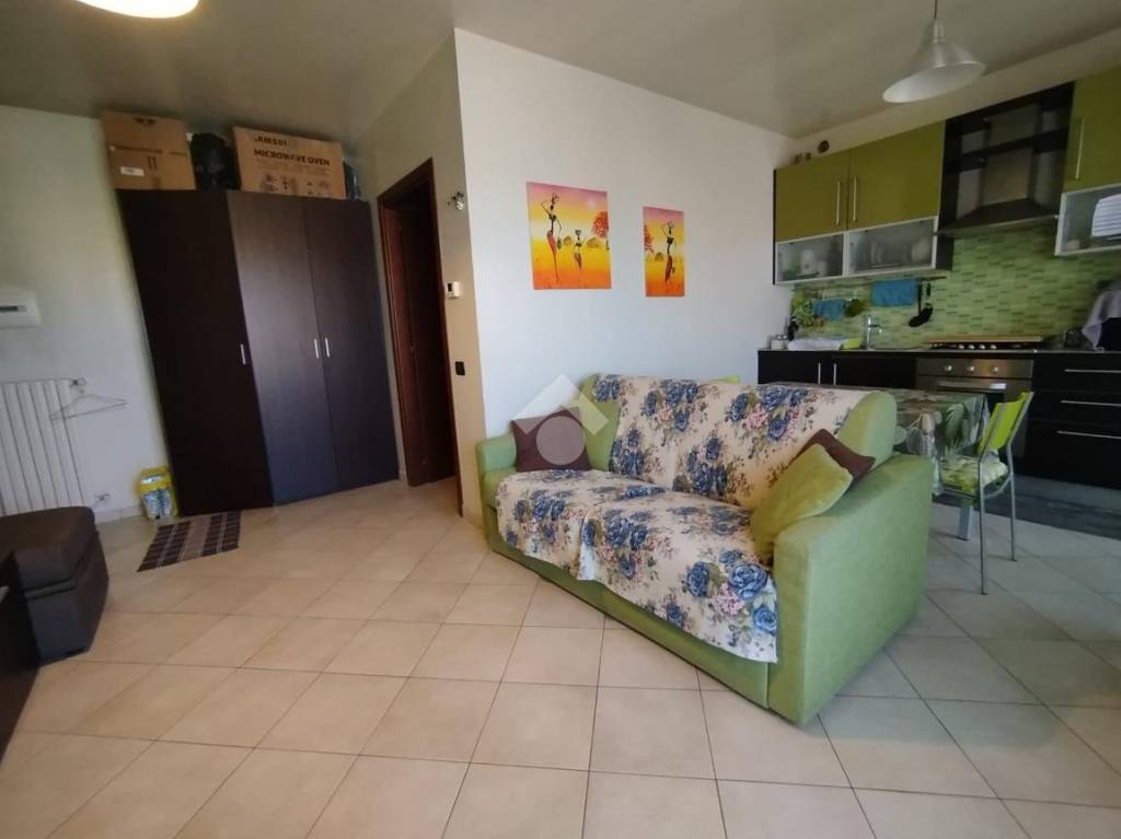 immagine annuncio 1 di 8