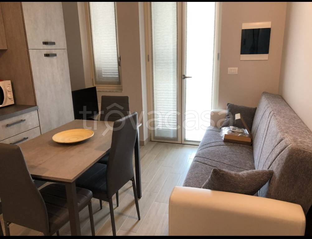 immagine annuncio 2 di 8