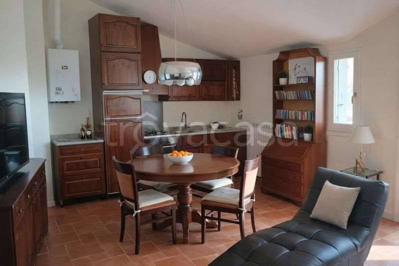 immagine annuncio 1 di 14