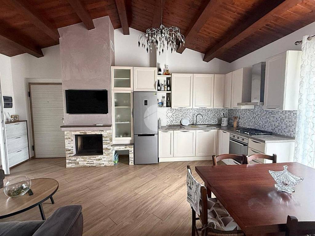 immagine annuncio 2 di 12