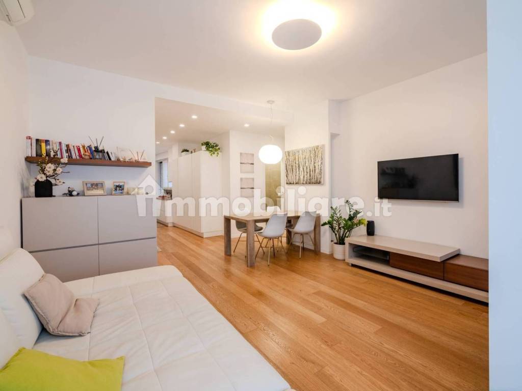 immagine annuncio 1 di 6