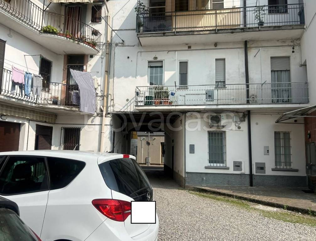 immagine annuncio 1 di 8