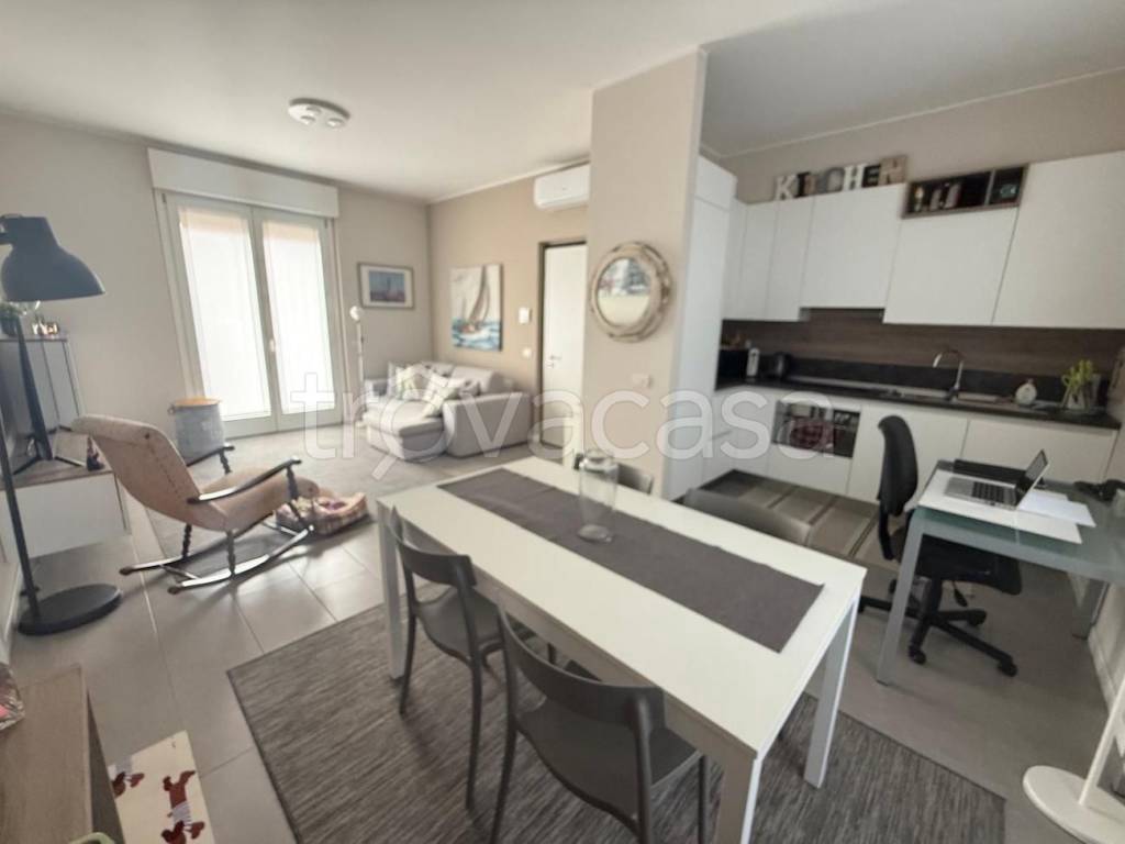 immagine annuncio 2 di 13