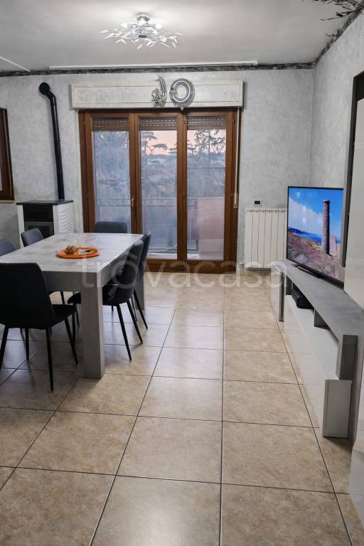 immagine annuncio 1 di 8