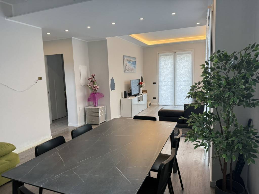 appartamento in vendita a Riccione in zona Alba