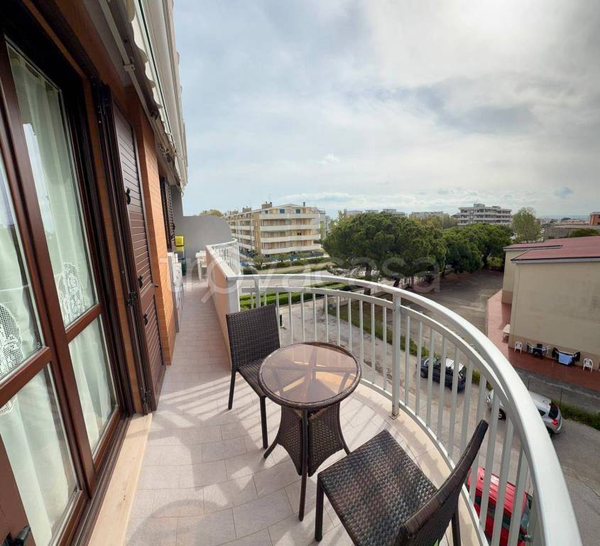 immagine annuncio 5 di 8