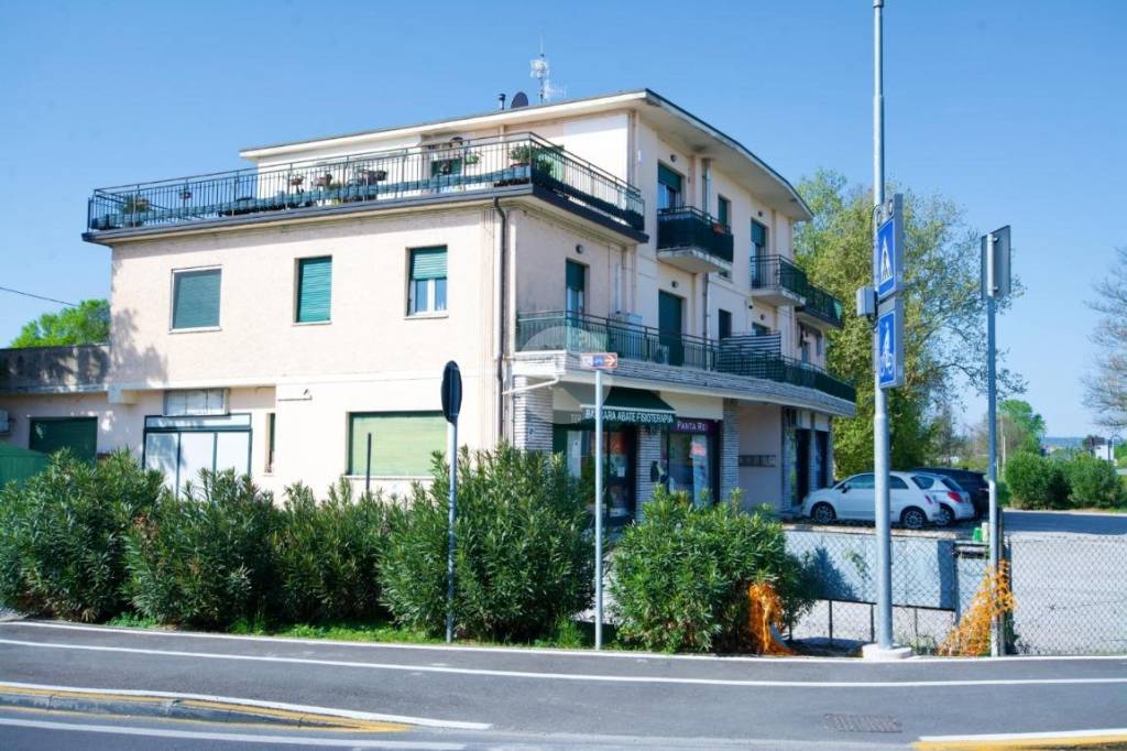 immagine annuncio 1 di 9