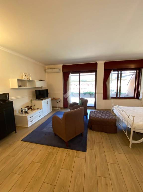 immagine annuncio 1 di 14