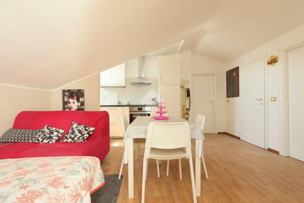 immagine annuncio 1 di 9