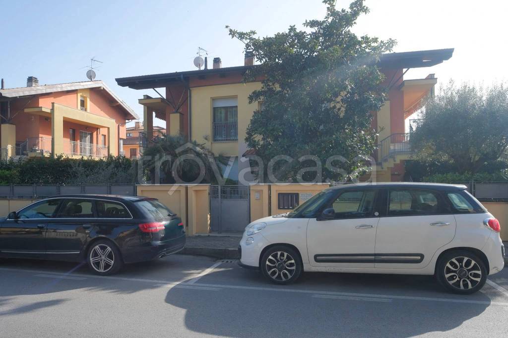 immagine annuncio 1 di 15