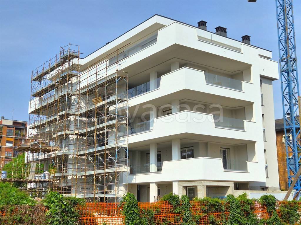 immagine annuncio 1 di 8