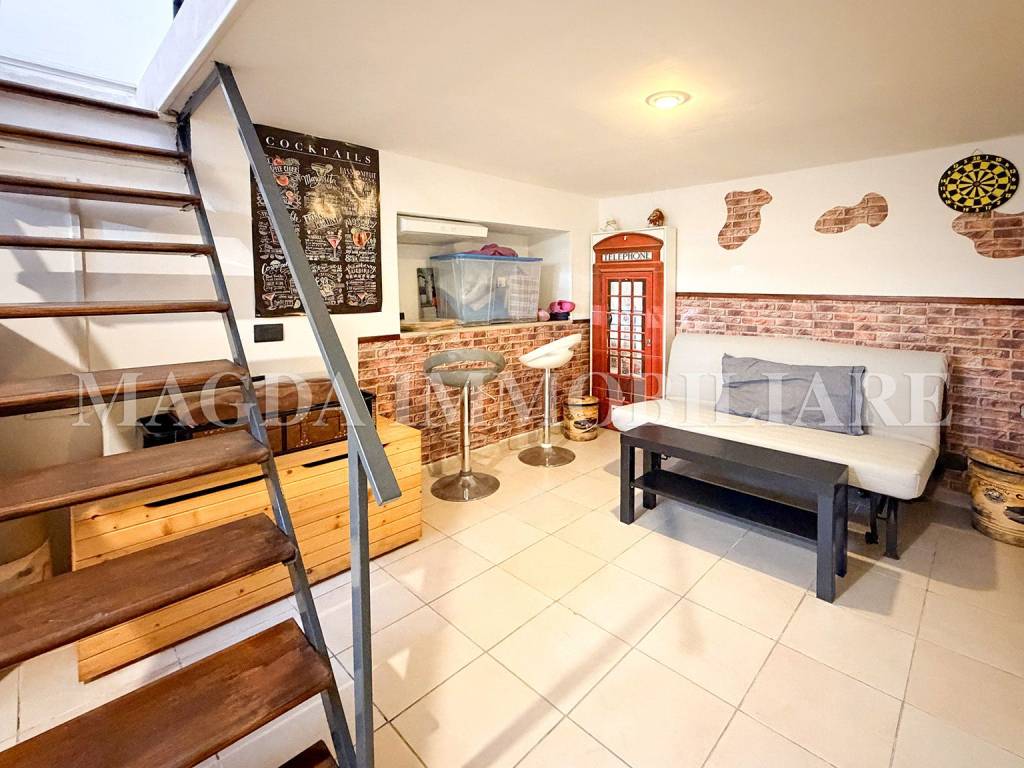 immagine annuncio 11 di 12