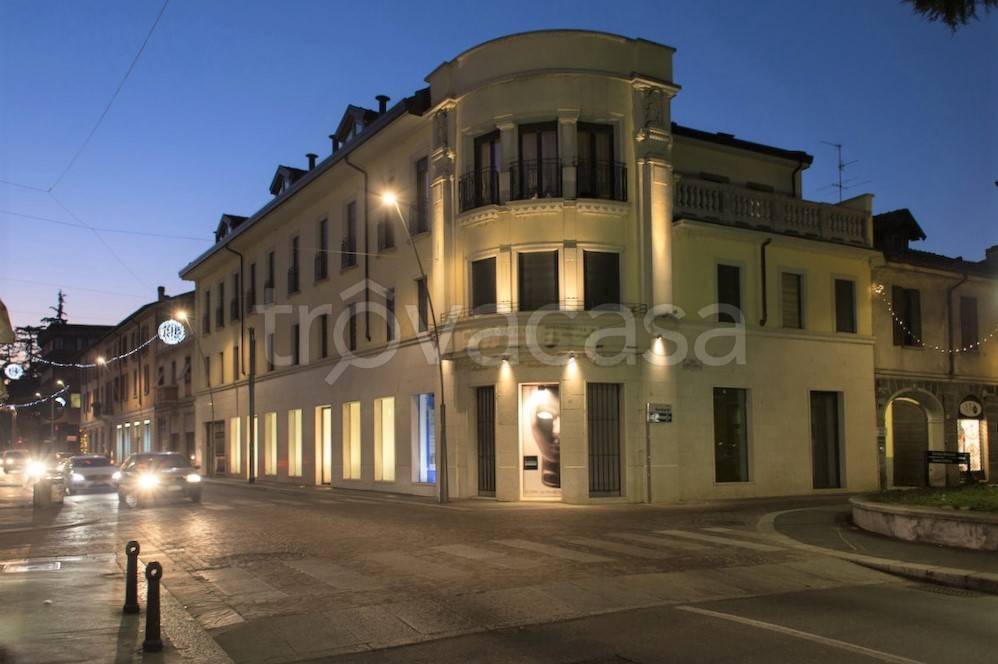 immagine annuncio 2 di 8