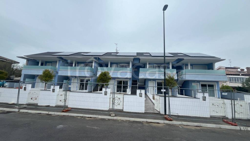 immagine annuncio 11 di 12