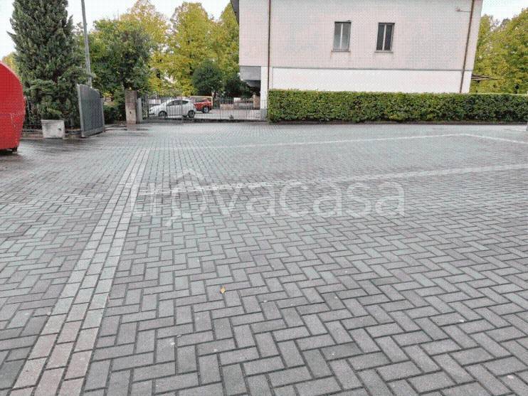 immagine annuncio 2 di 4