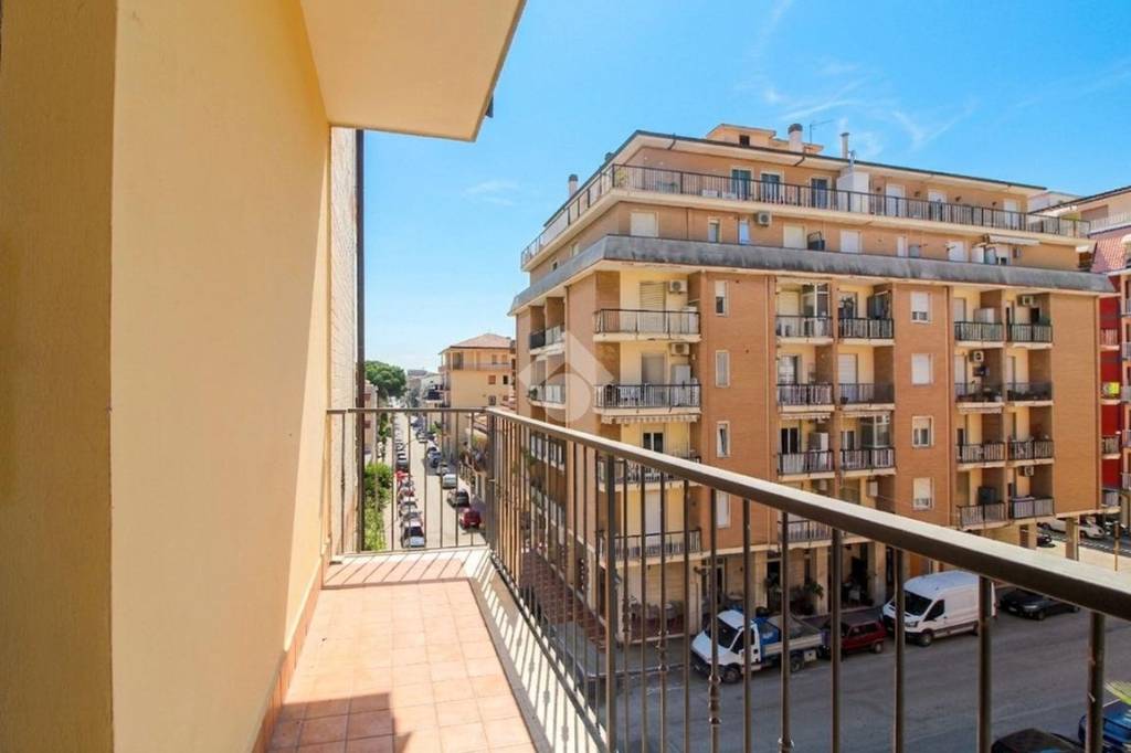 immagine annuncio 12 di 13