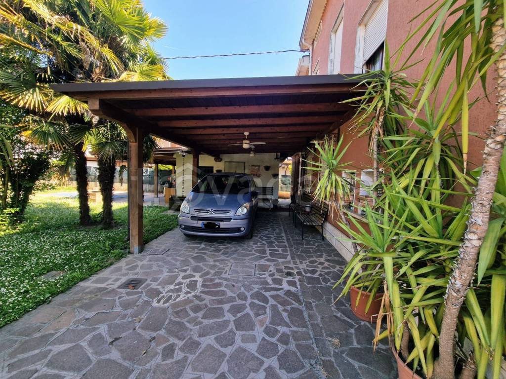 immagine annuncio 1 di 8