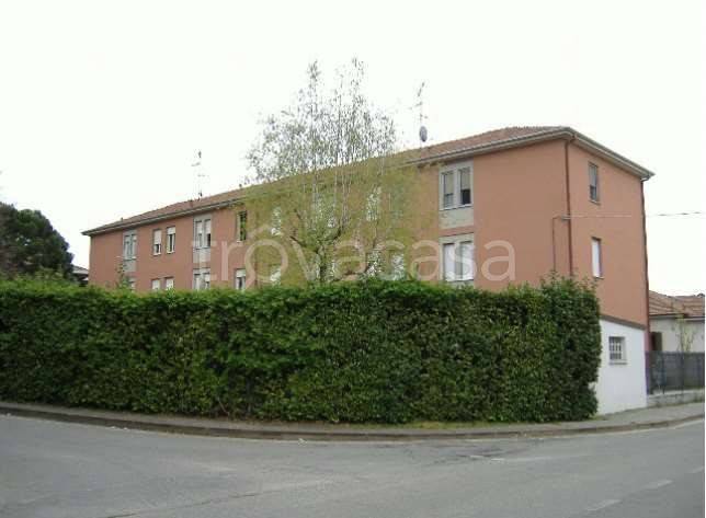 appartamento in vendita a Gallarate in zona Sciarè