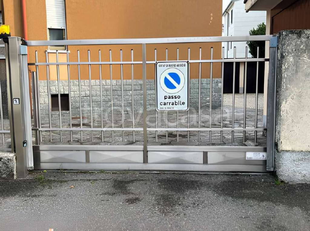 immagine annuncio 1 di 8