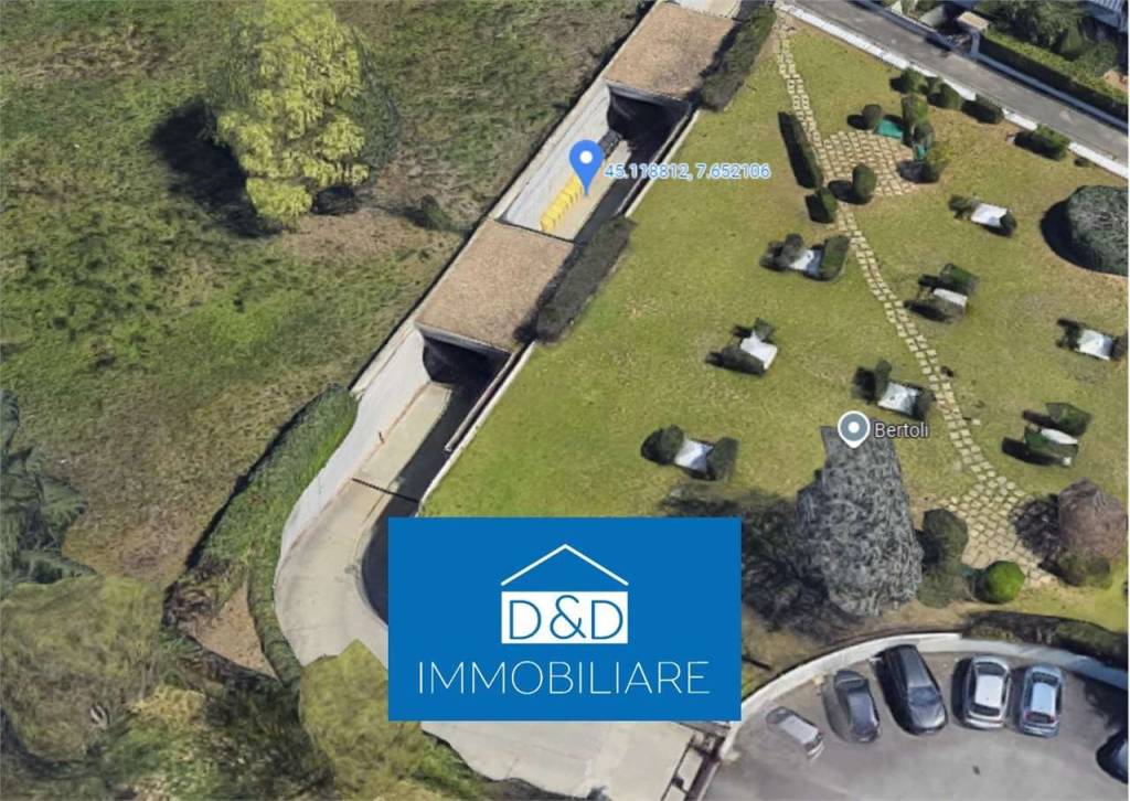 locale commerciale in vendita a Venaria Reale