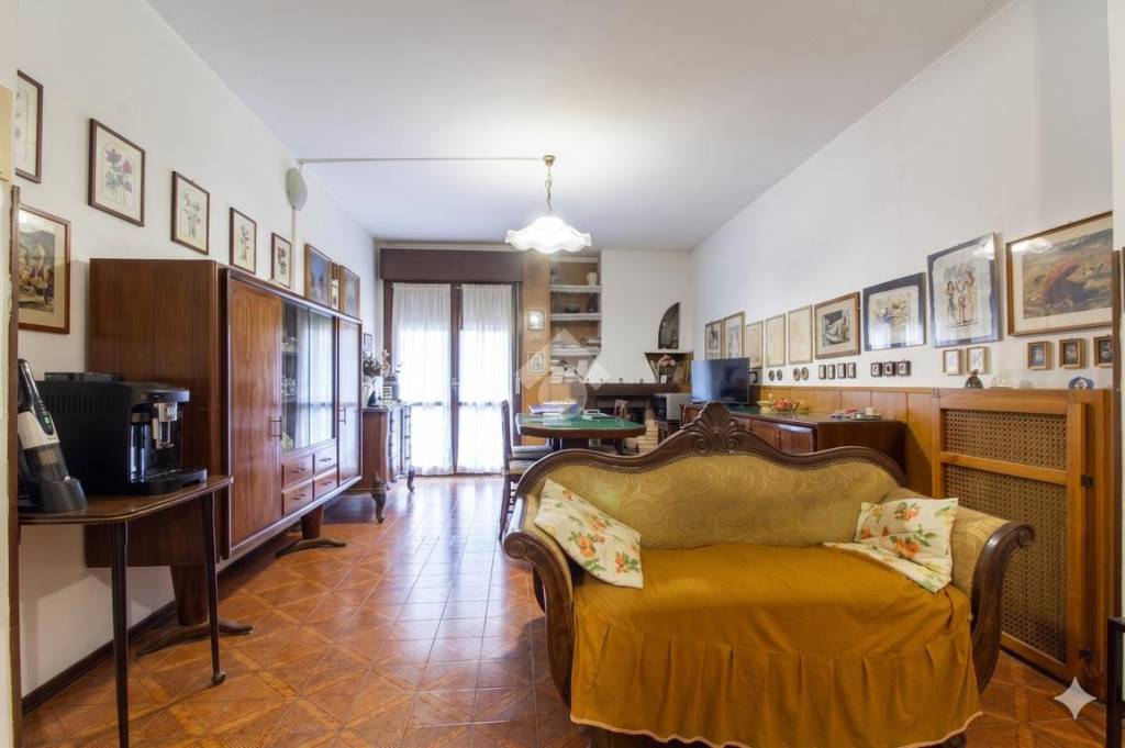 immagine annuncio 1 di 14