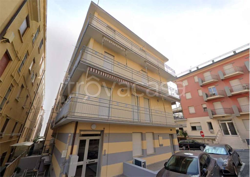 immagine annuncio 1 di 13
