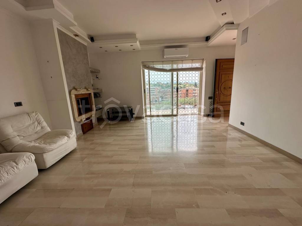 appartamento in vendita a Fonte Nuova in zona Torre Lupara