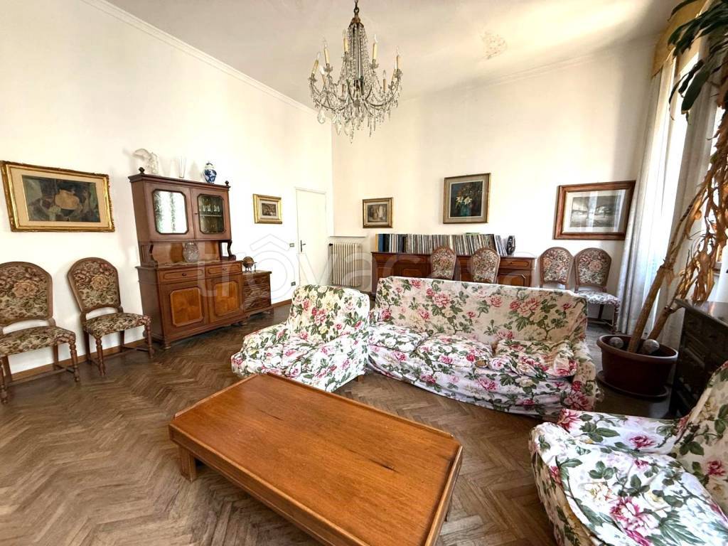 immagine annuncio 2 di 13