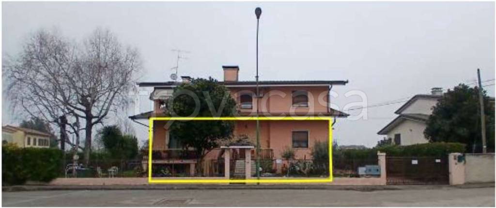 appartamento in vendita a Zevio in zona Santa Maria