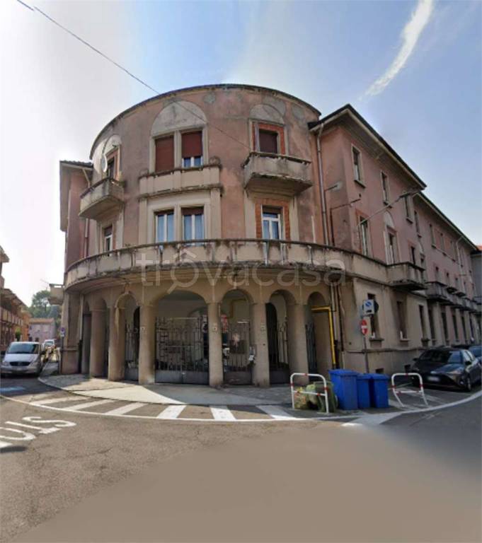 immagine annuncio 1 di 14