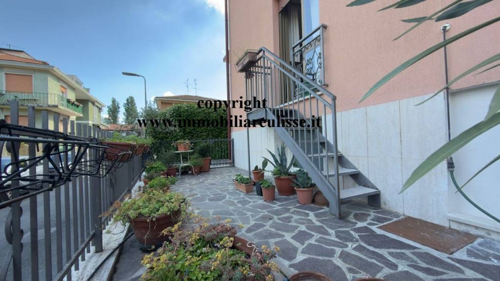 immagine annuncio 11 di 12