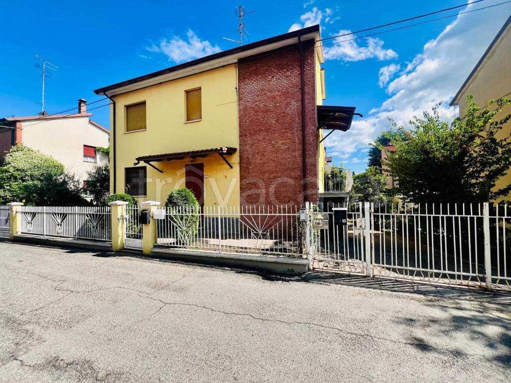 immagine annuncio 1 di 12
