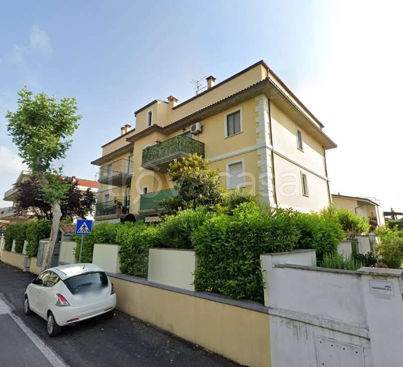 immagine annuncio 1 di 8