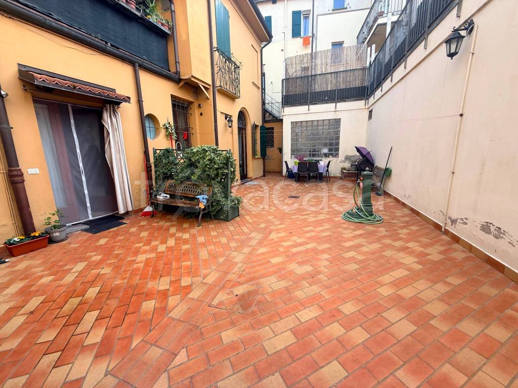 immagine annuncio 1 di 14