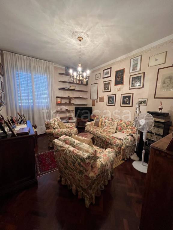 immagine annuncio 4 di 8