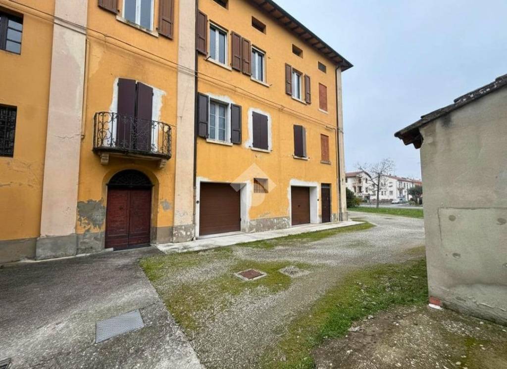 immagine annuncio 1 di 12