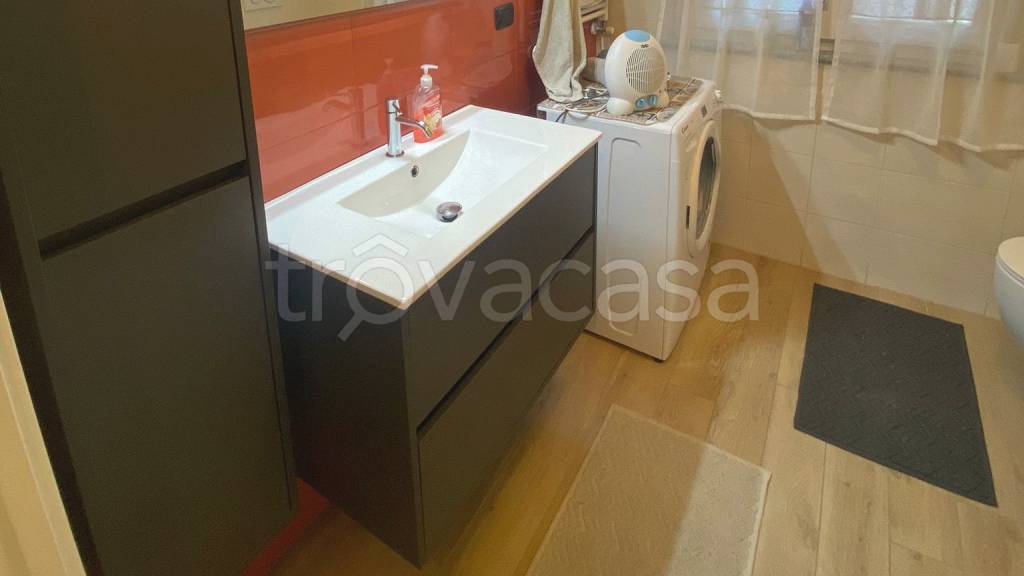immagine annuncio 4 di 8