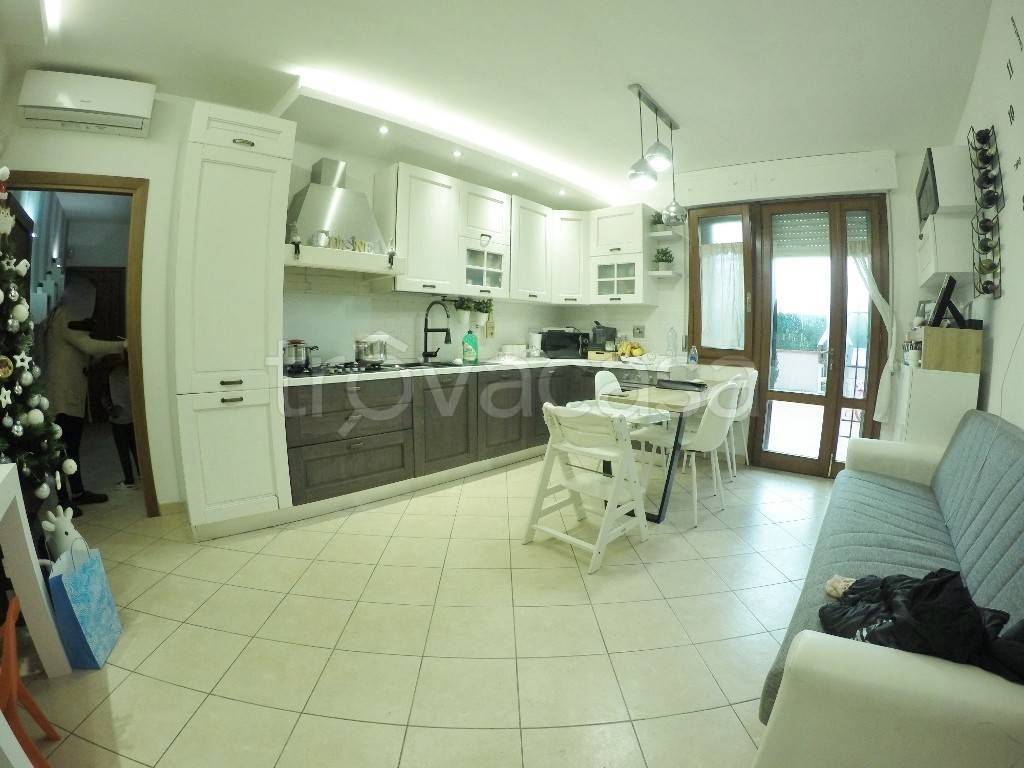 immagine annuncio 1 di 15