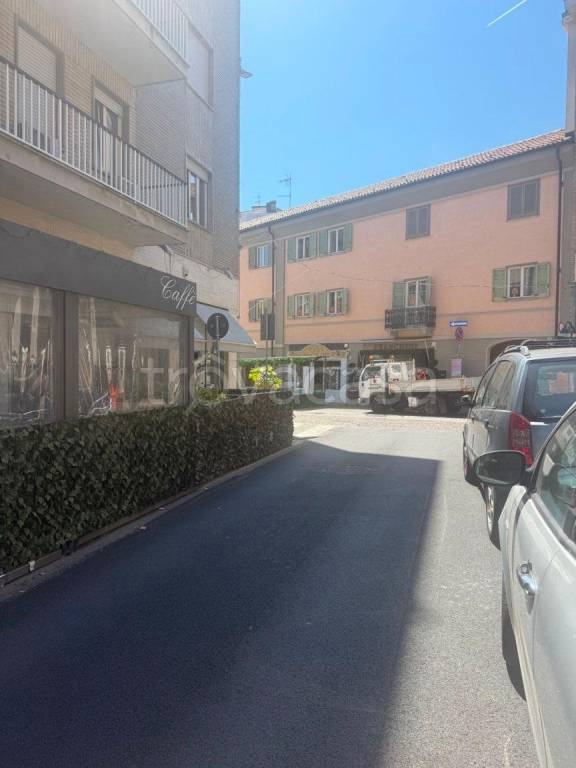 immagine annuncio 2 di 13