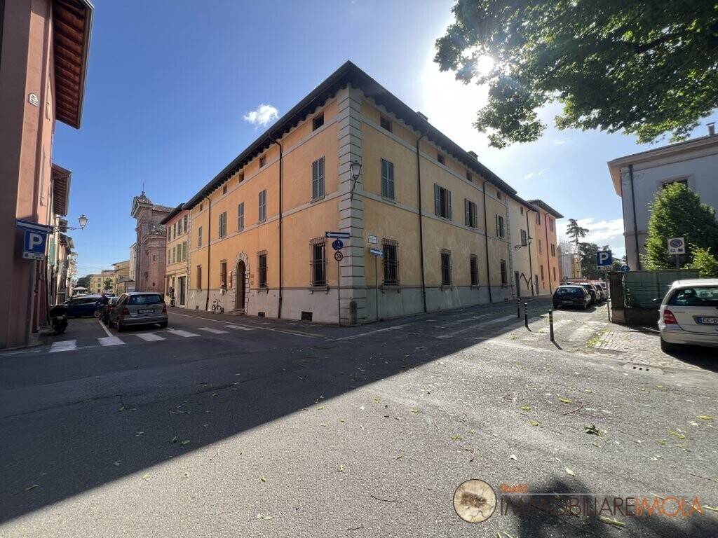 immagine annuncio 11 di 12