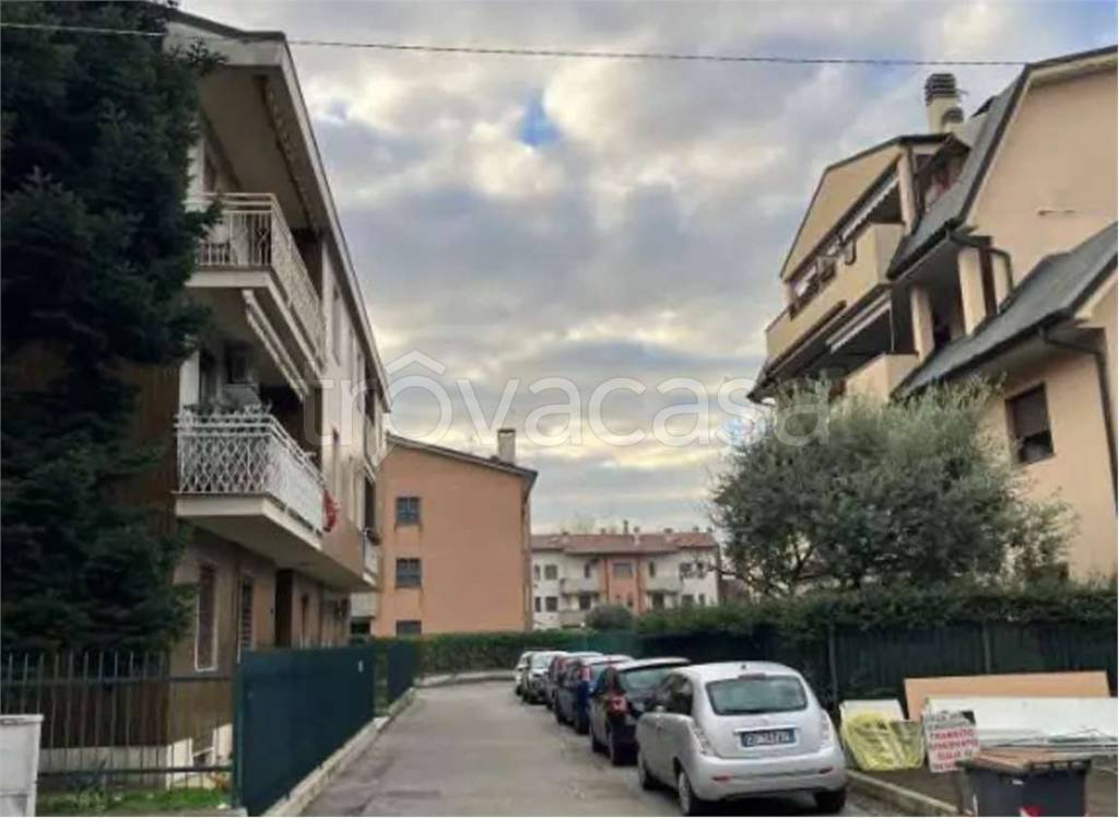 immagine annuncio 1 di 14