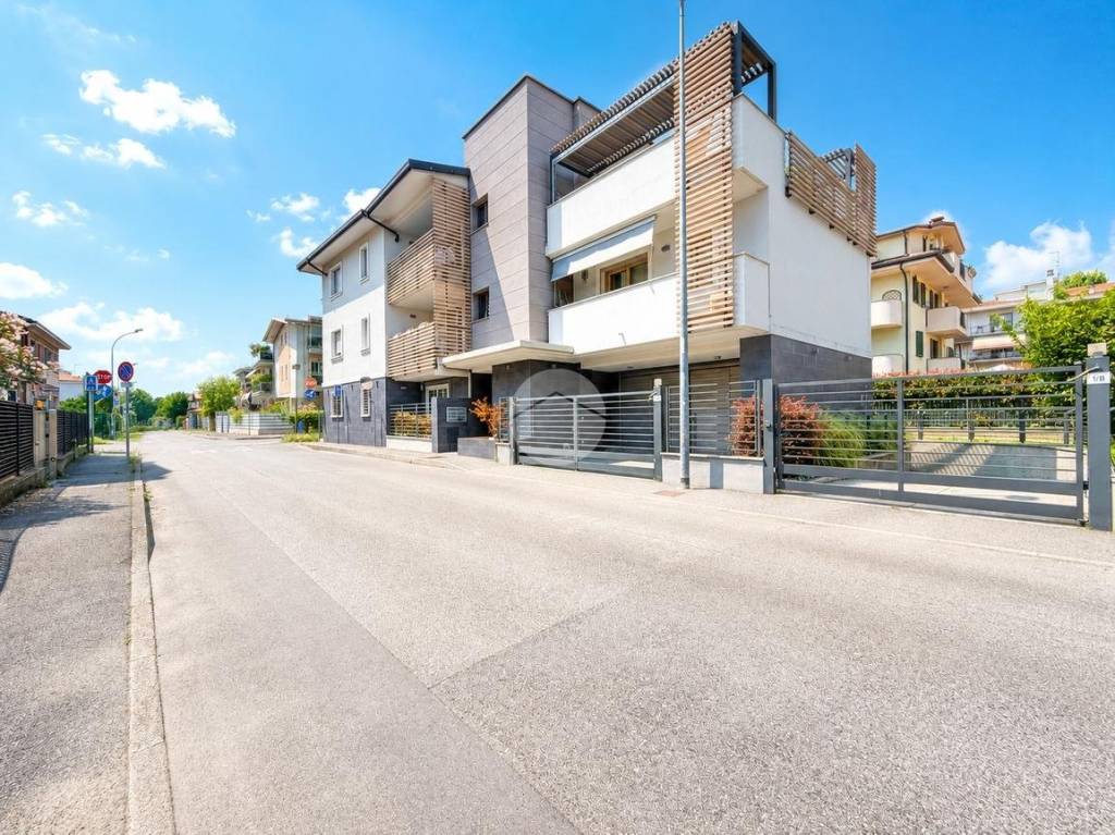 immagine annuncio 11 di 12