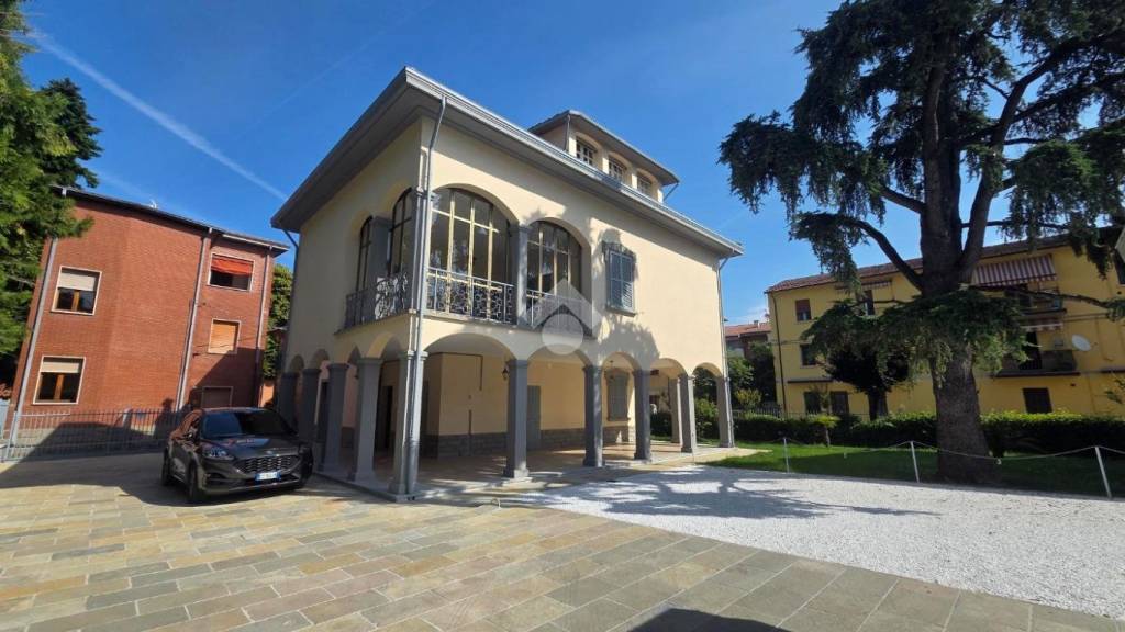 immagine annuncio 2 di 8