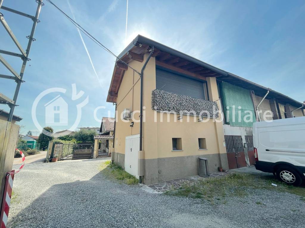 immagine annuncio 1 di 15
