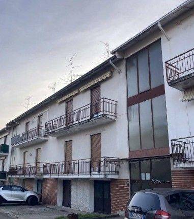 appartamento in vendita a Malnate